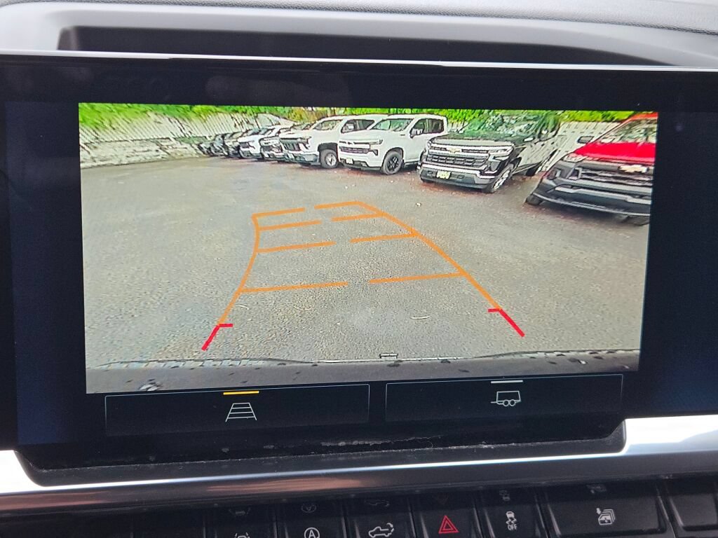 Certified 2024 Chevrolet Silverado 1500 LT AWD/4WD image 32