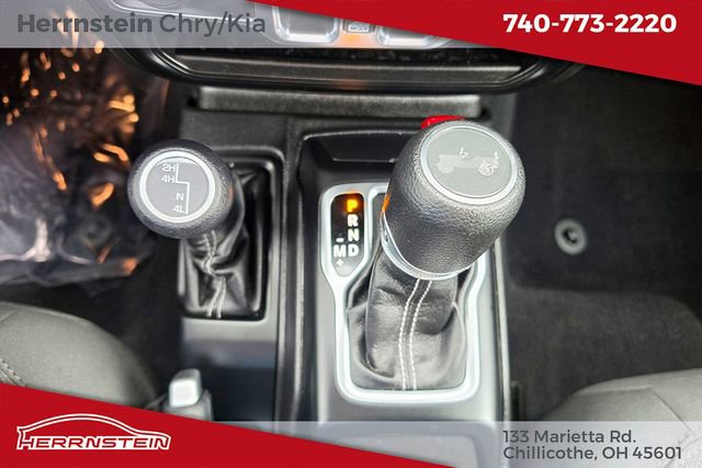 Used 2023 Jeep Wrangler Unlimited Sahara AWD/4WD image 20