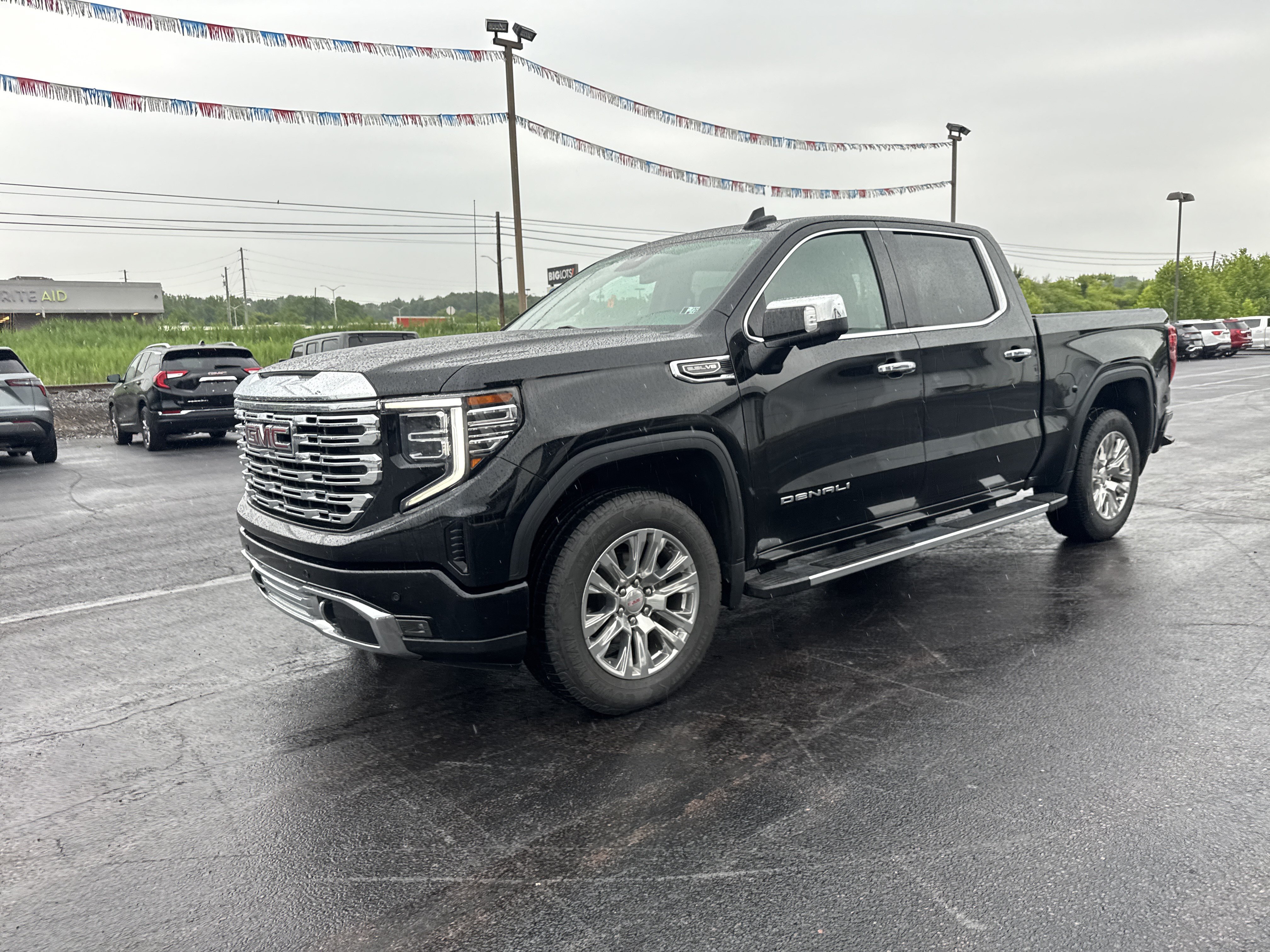 Used 2022 GMC Sierra 1500 Denali AWD/4WD image 8