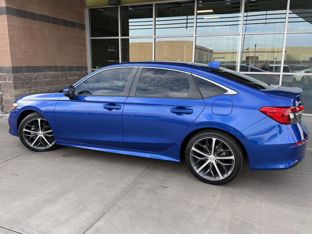 Used 2023 Honda Civic Touring image 5