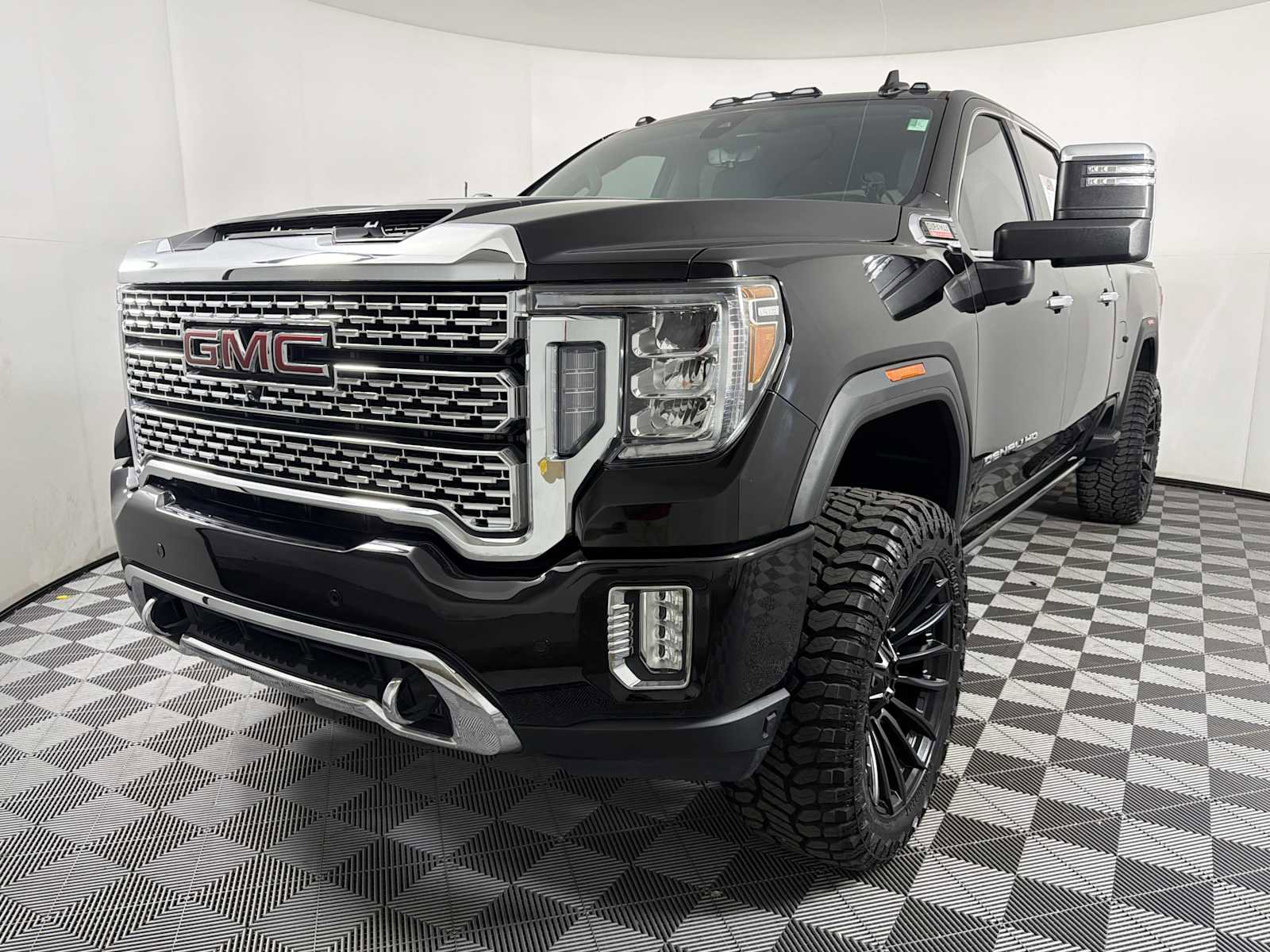 Used 2021 GMC Sierra 2500 Denali w/ Denali Ultimate Package image 4
