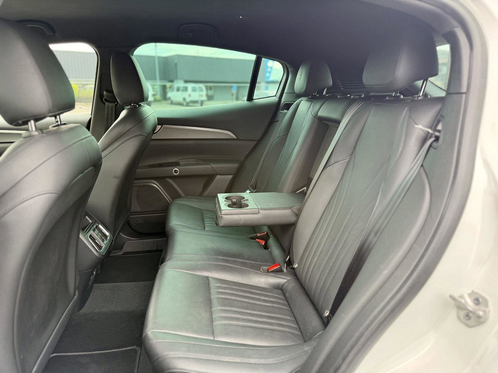 Used 2024 Maserati Grecale GT image 11