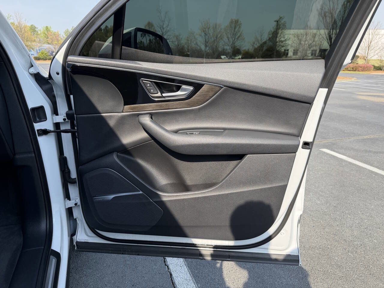 Used 2019 Audi Q7 3.0T Premium Plus w/ Premium Plus Package image 19