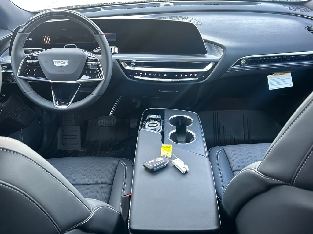 New 2026 Cadillac Lyriq Sport image 13