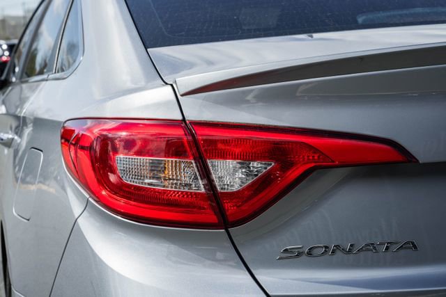 Used 2017 Hyundai Sonata Sport w/ Value Edition Package 02 image 7