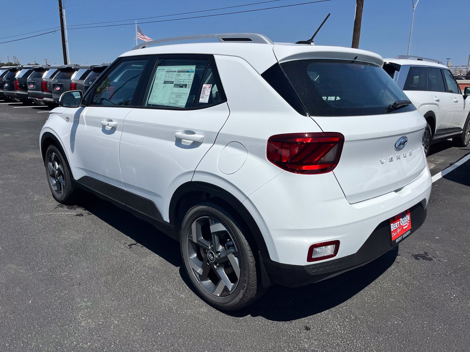 New 2026 Hyundai Venue SEL FWD image 5
