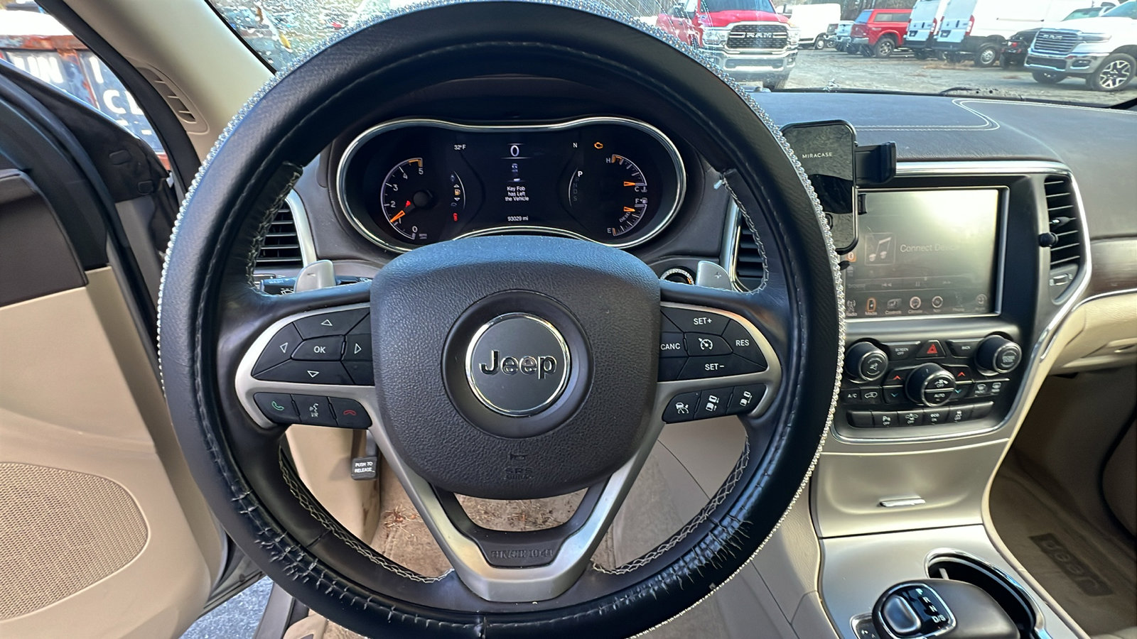 Used 2015 Jeep Grand Cherokee Overland w/ Advanced Technology Group image 25