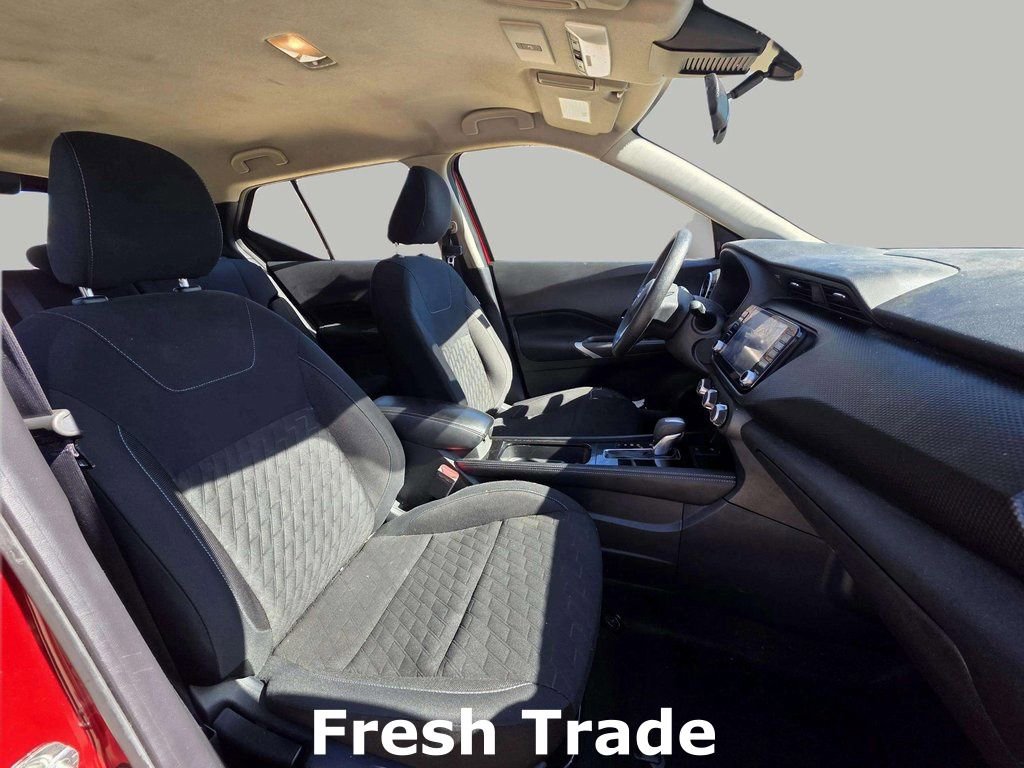 Used 2024 Nissan Kicks SV image 10