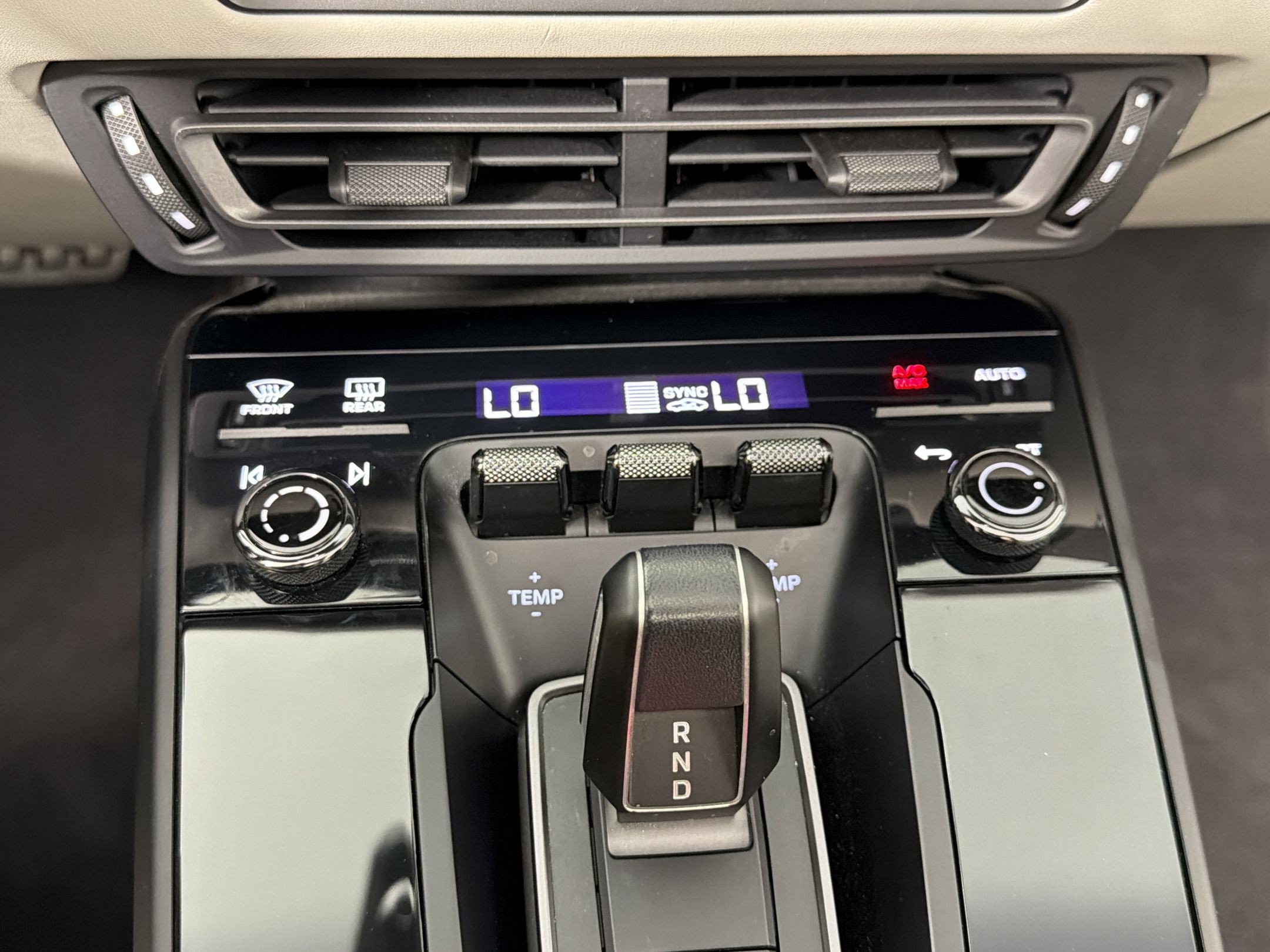 Certified 2022 Porsche 911 Carrera 4 GTS AWD/4WD image 24