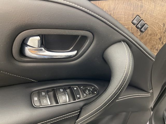 Used 2023 INFINITI QX80 Premium Select w/ Cargo Package image 33