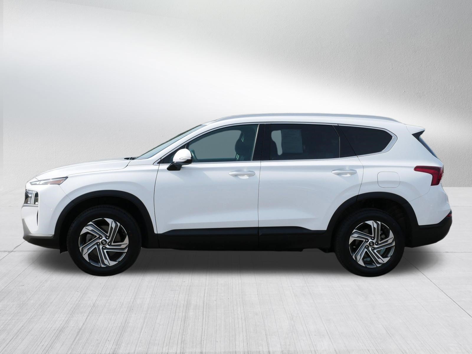 Certified 2023 Hyundai Santa Fe SEL AWD/4WD image 4