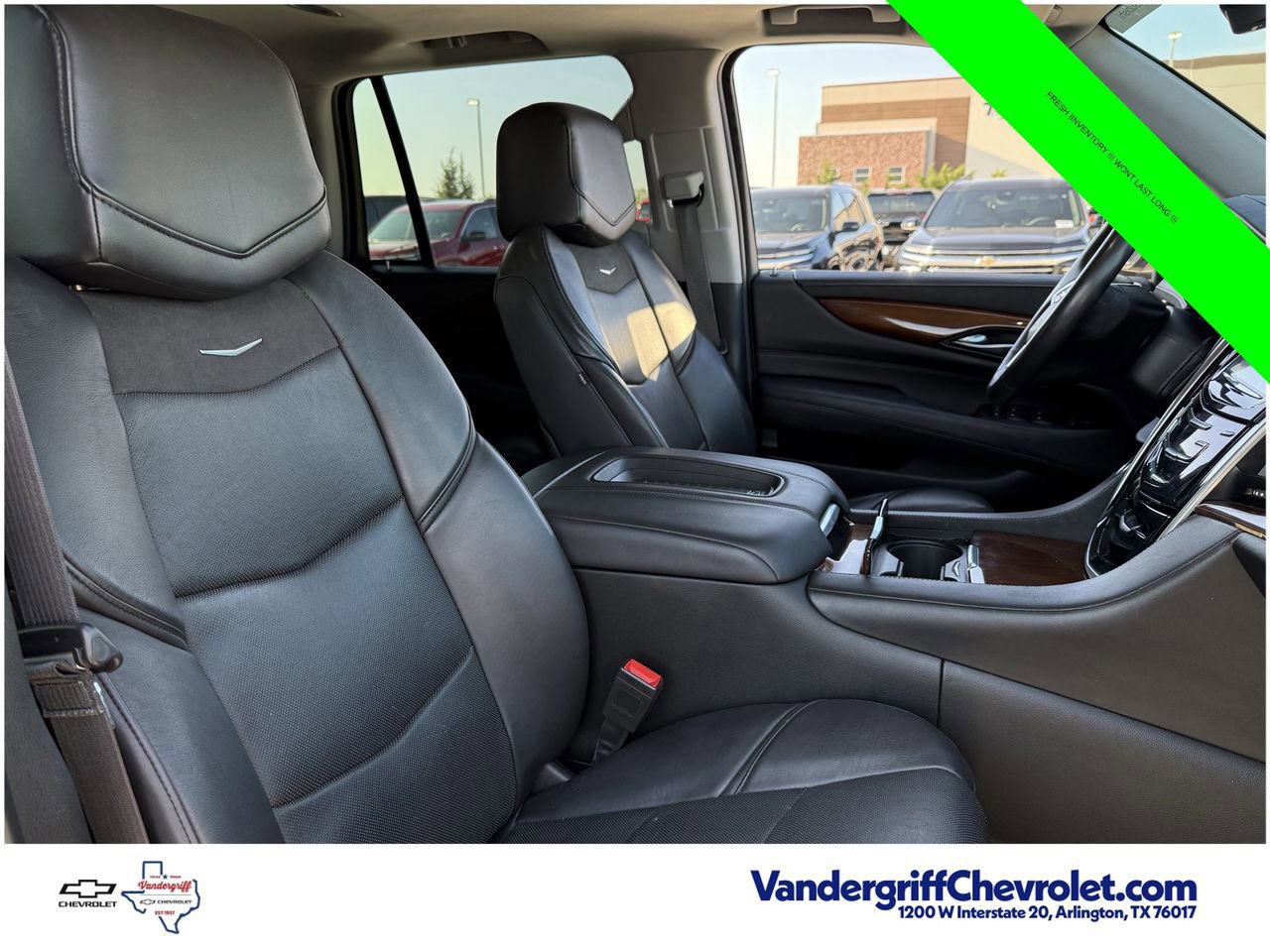Used 2020 Cadillac Escalade Luxury RWD image 23