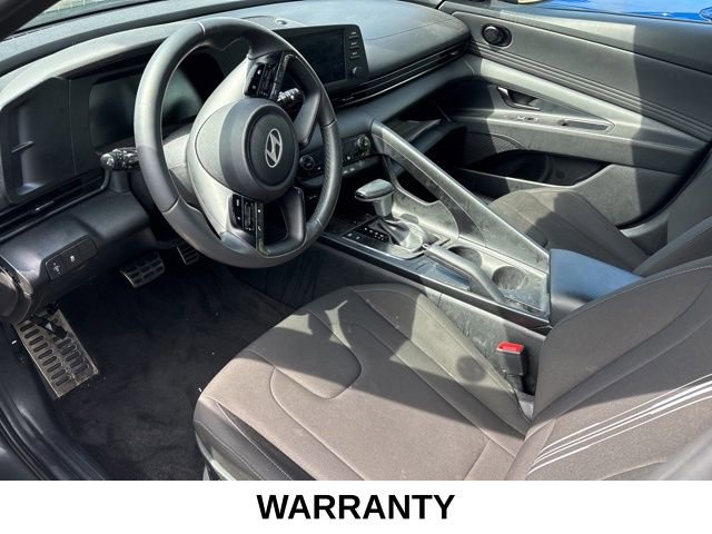 Used 2025 Hyundai Elantra Sport FWD image 10