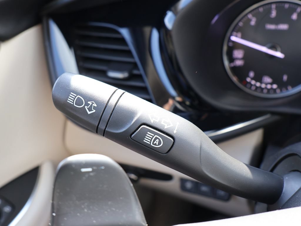 Certified 2023 Buick Envision Avenir AWD/4WD image 15