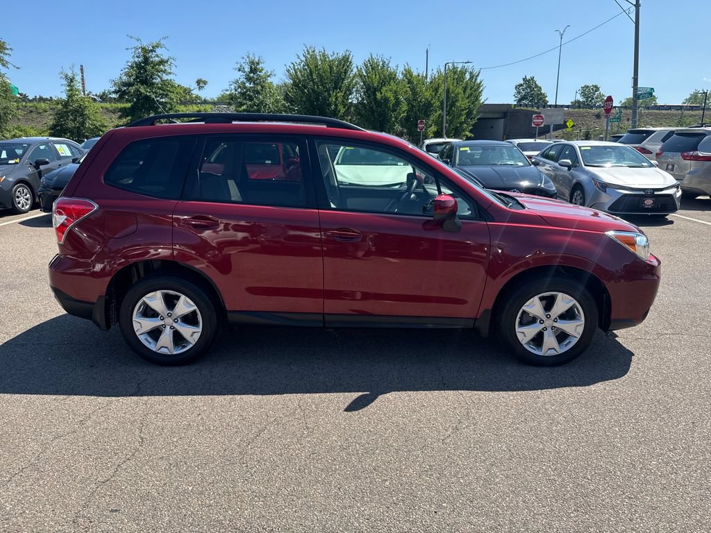 Used 2015 Subaru Forester 2.5i Premium w/ All-Weather Package AWD/4WD image 9