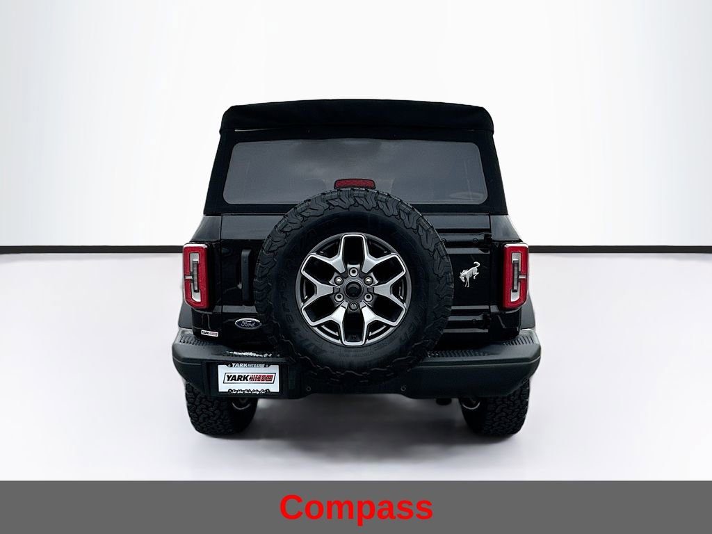 Used 2022 Ford Bronco Badlands image 10