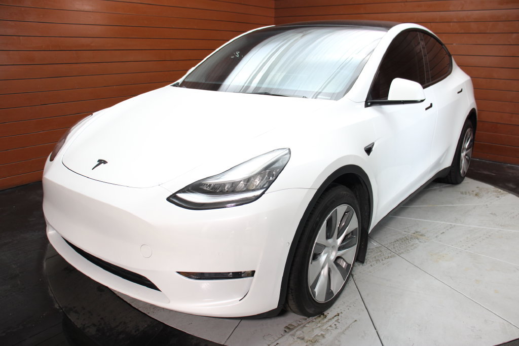 Used 2022 Tesla Model Y Long Range AWD/4WD image 33