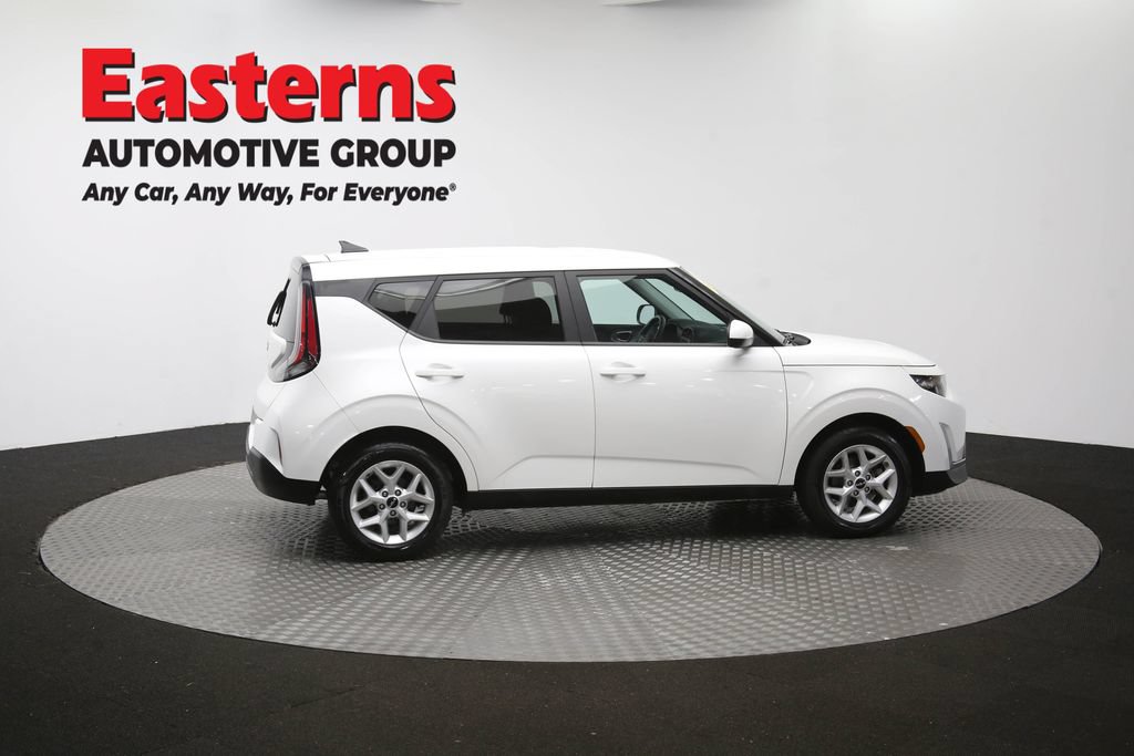 Used 2024 Kia Soul LX w/ Option Group 015 FWD image 43