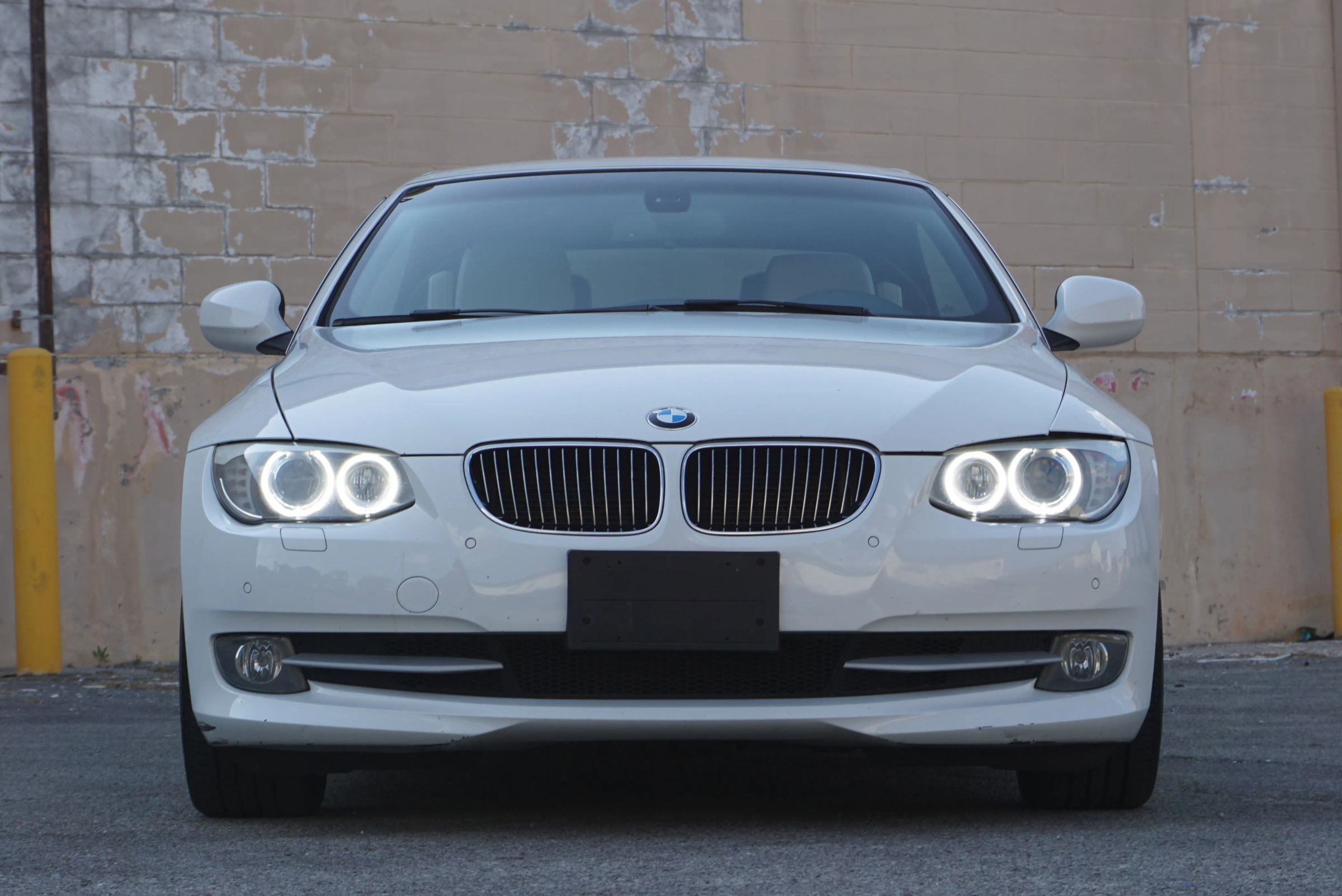 Used 2013 BMW 328i Convertible RWD image 2