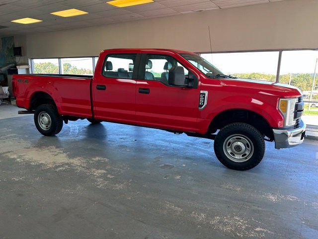 Used 2017 Ford F250 XL AWD/4WD image 2