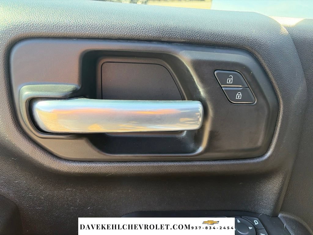 Used 2020 GMC Sierra 1500 4x4 Crew Cab w/ Sierra Value Package image 10