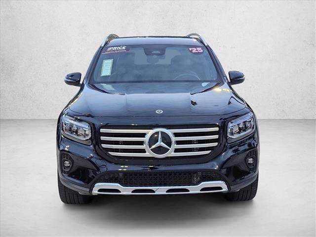 Used 2025 Mercedes-Benz GLB 250 image 2