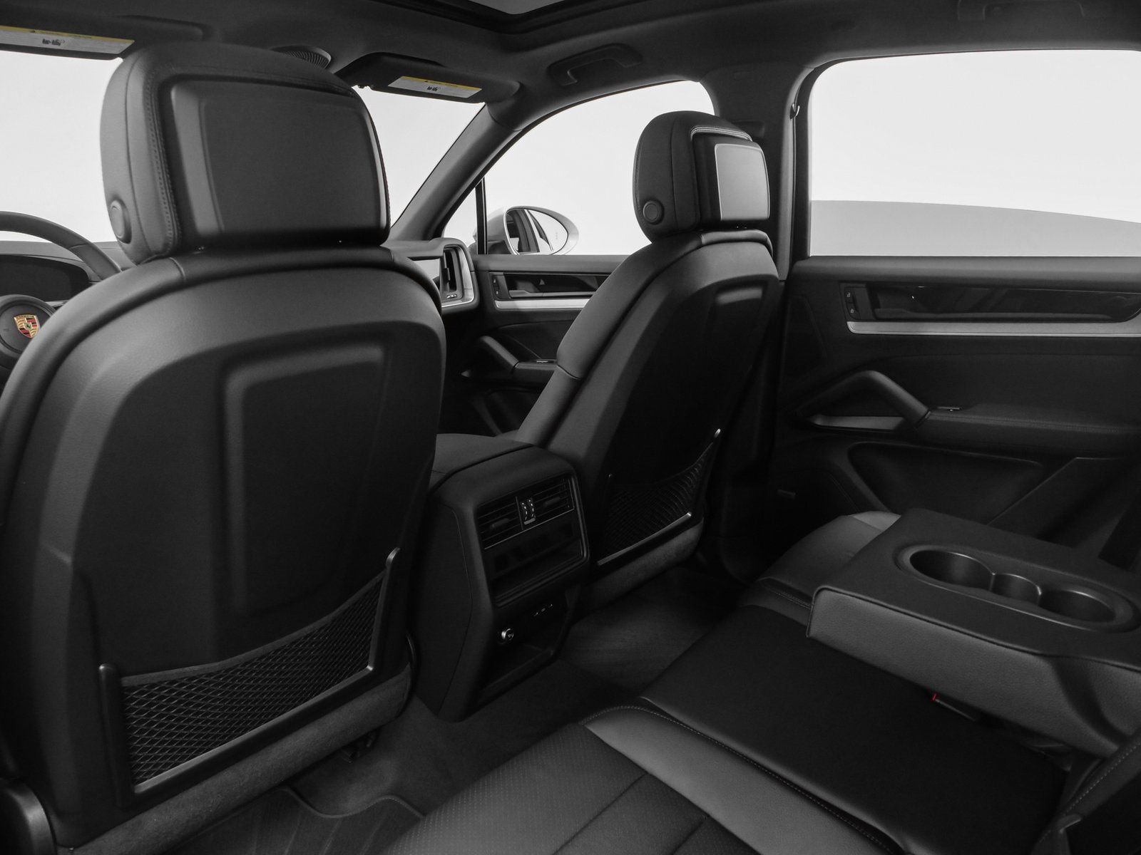 Certified 2025 Porsche Cayenne AWD/4WD image 35