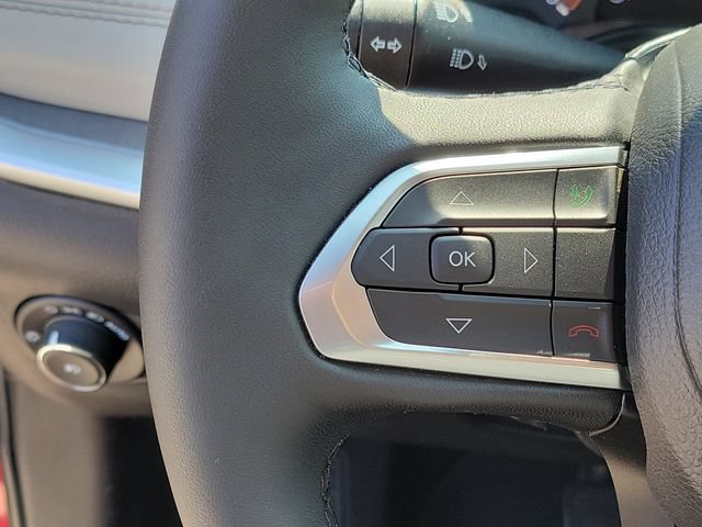 Used 2025 Jeep Compass Limited AWD/4WD image 10