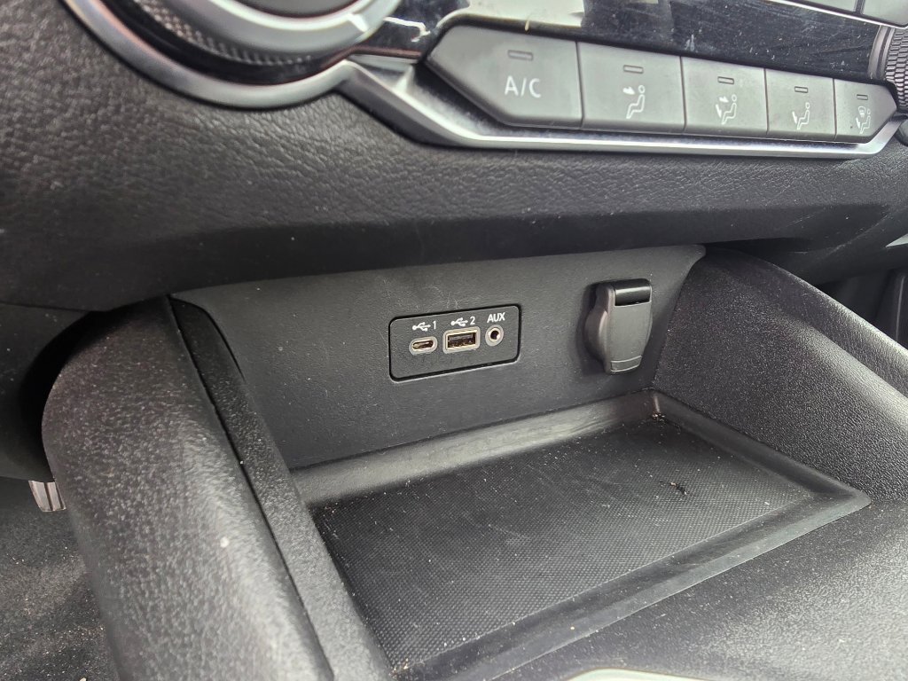 Used 2025 Nissan Altima 2.5 SV image 19