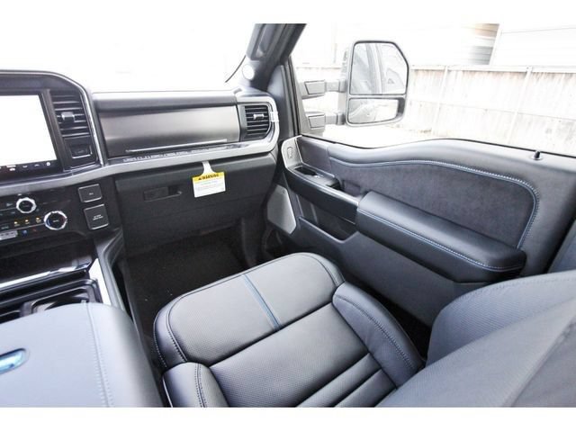 New 2026 Ford F250 Platinum AWD/4WD image 9