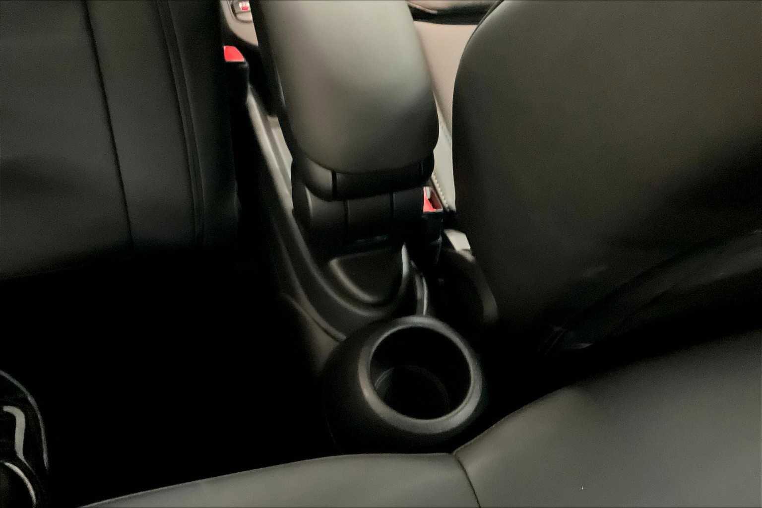 Used 2024 MINI Cooper SE image 38