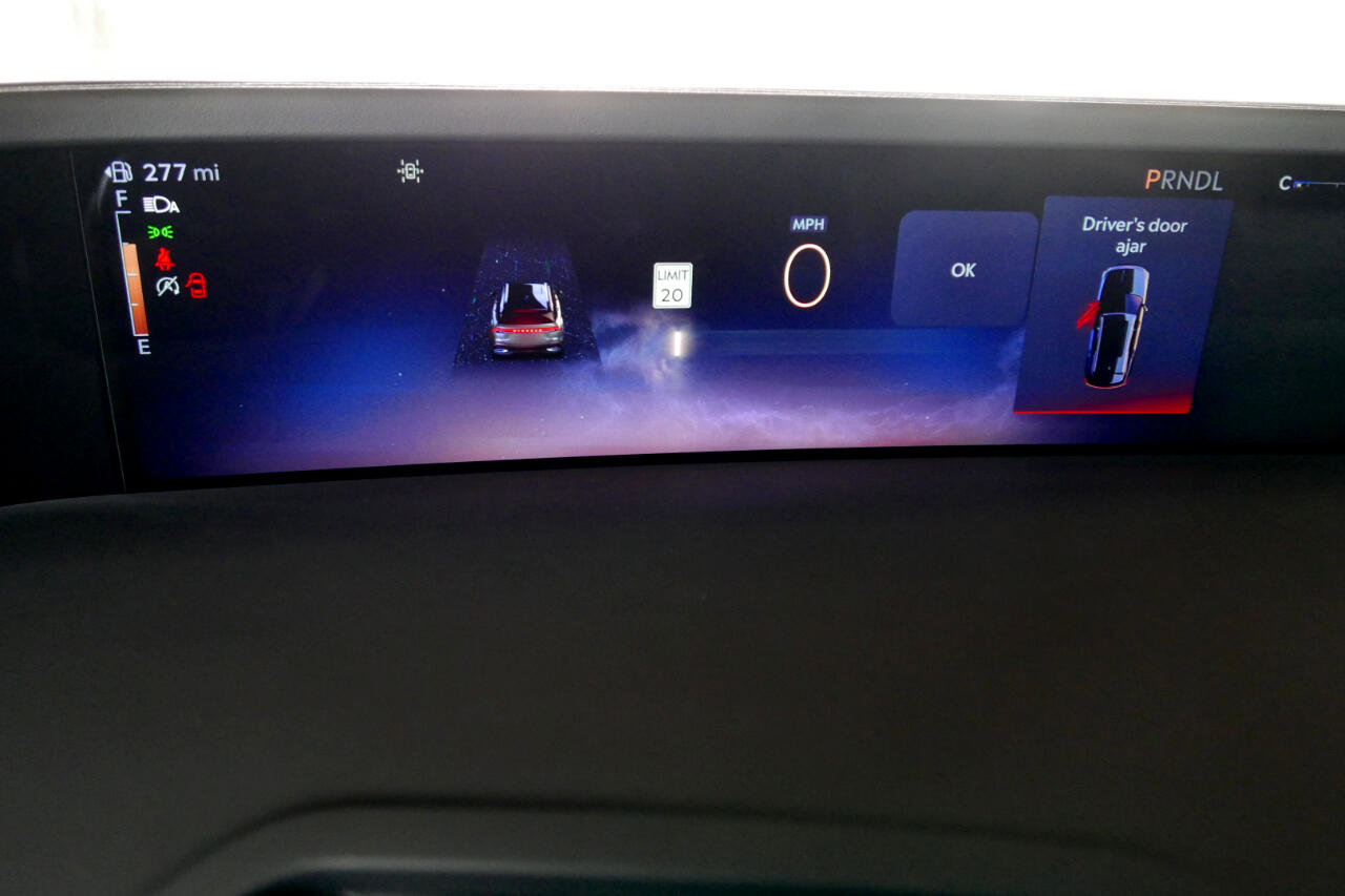 Used 2024 Lincoln Nautilus Reserve image 21