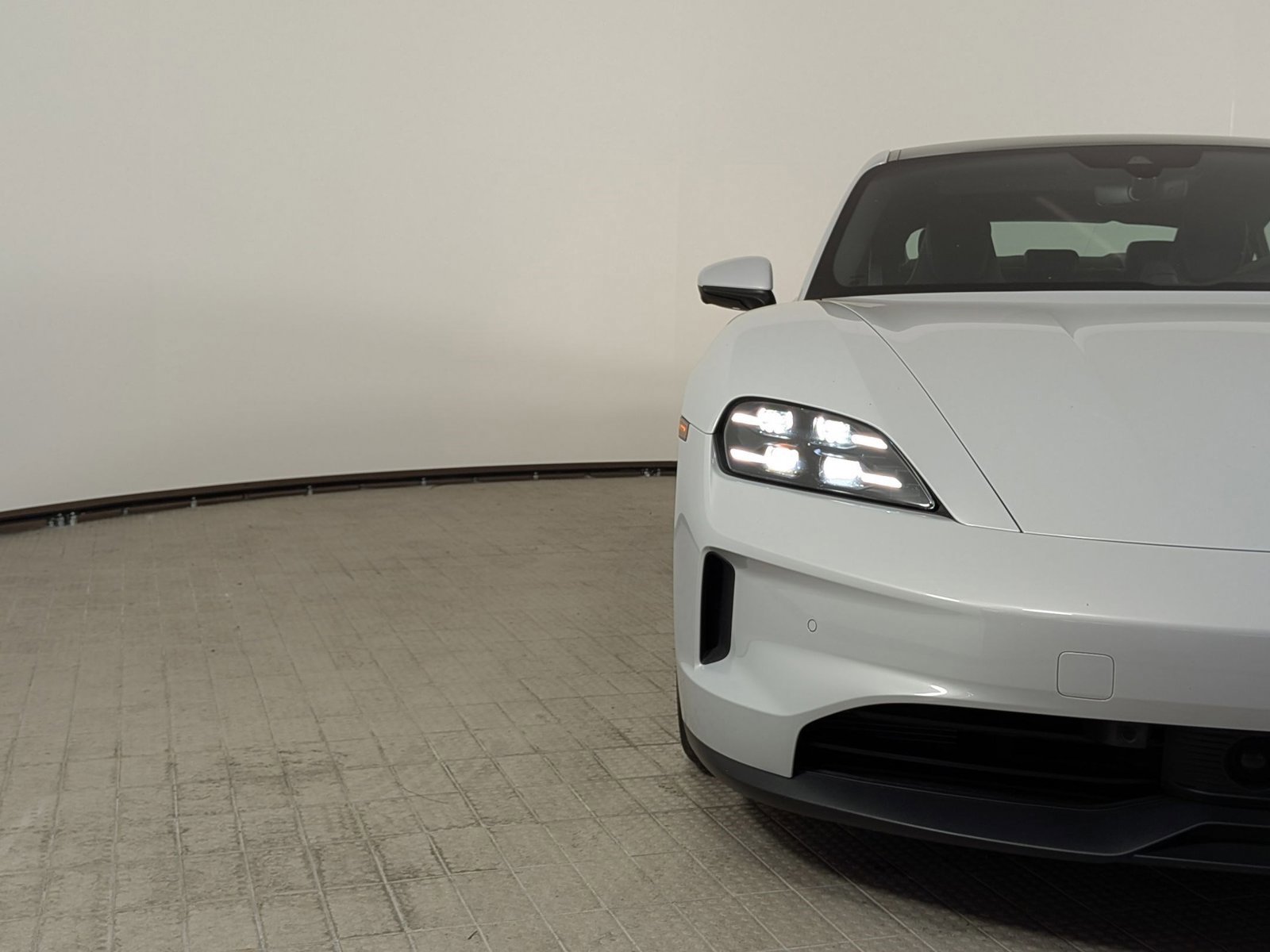 New 2025 Porsche Taycan 4S AWD/4WD image 12