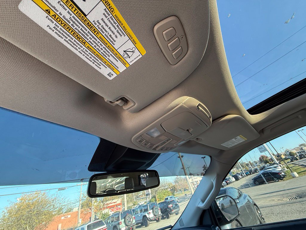 Used 2019 Ford Expedition Max Platinum AWD/4WD image 23