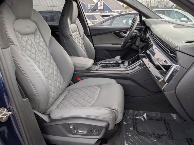 Used 2020 Audi SQ7 Prestige w/ Prestige Package AWD/4WD image 21