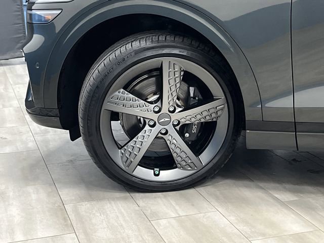 Used 2025 Genesis GV70 3.5T Sport w/ Sport Advanced Package image 38