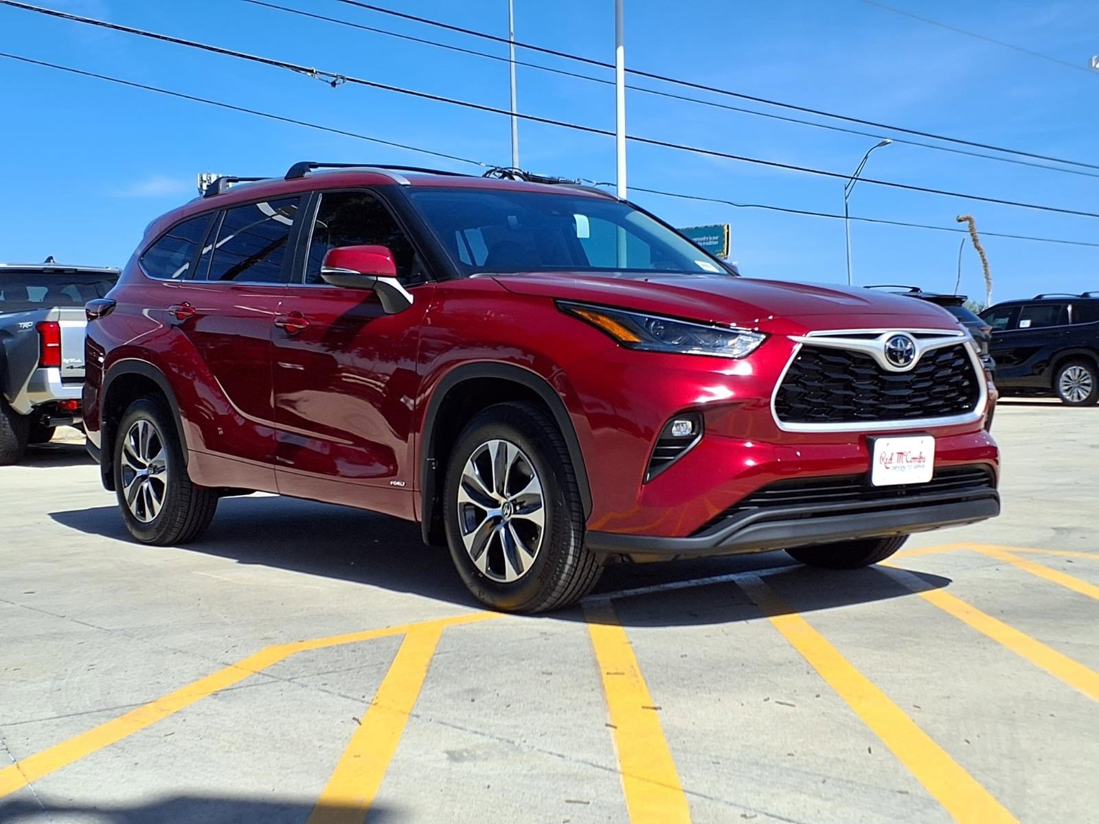 New 2026 Toyota Highlander XLE AWD/4WD image 3