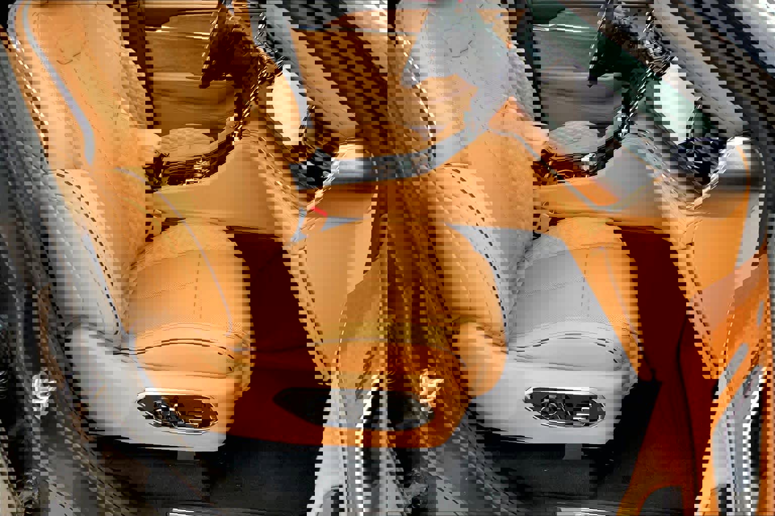 Used 2025 Jeep Grand Cherokee Summit image 9