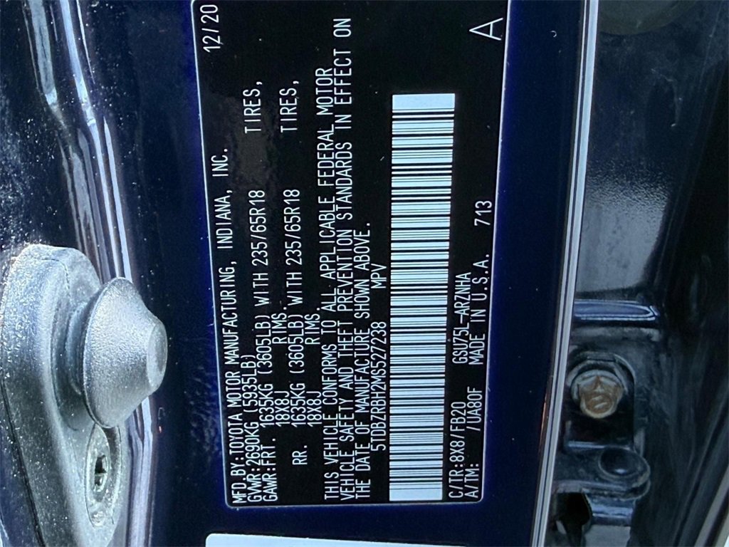 Used 2021 Toyota Highlander LE image 24