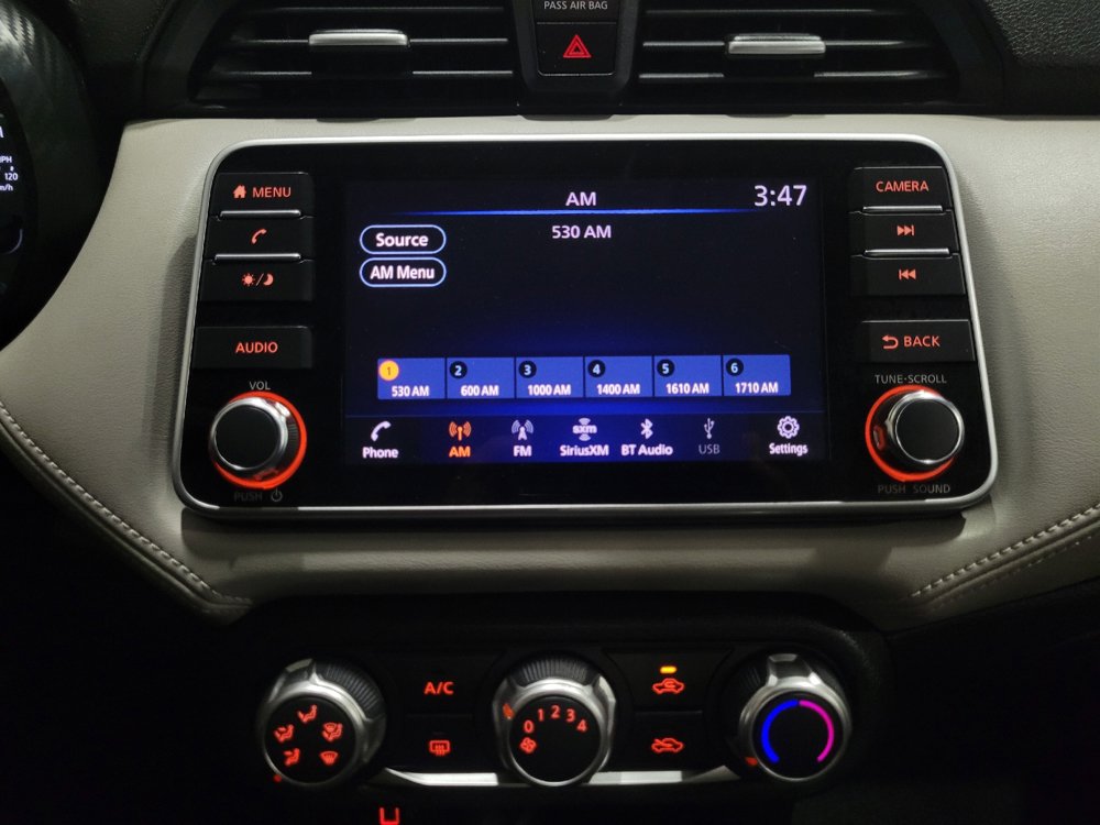 Used 2020 Nissan Versa SV FWD image 25