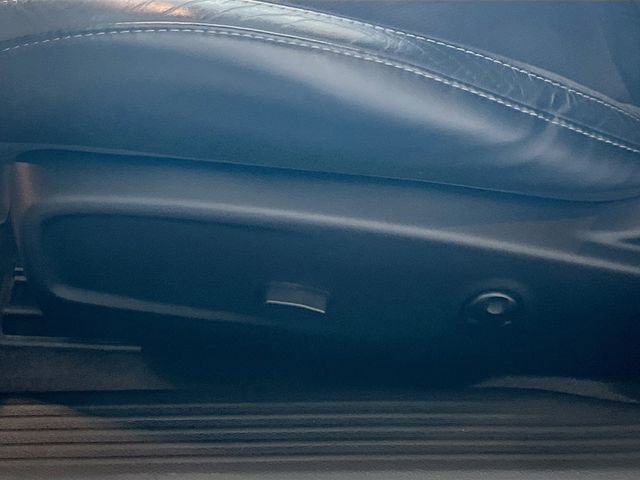 Used 2018 Dodge Challenger GT w/ GT Interior Package image 12