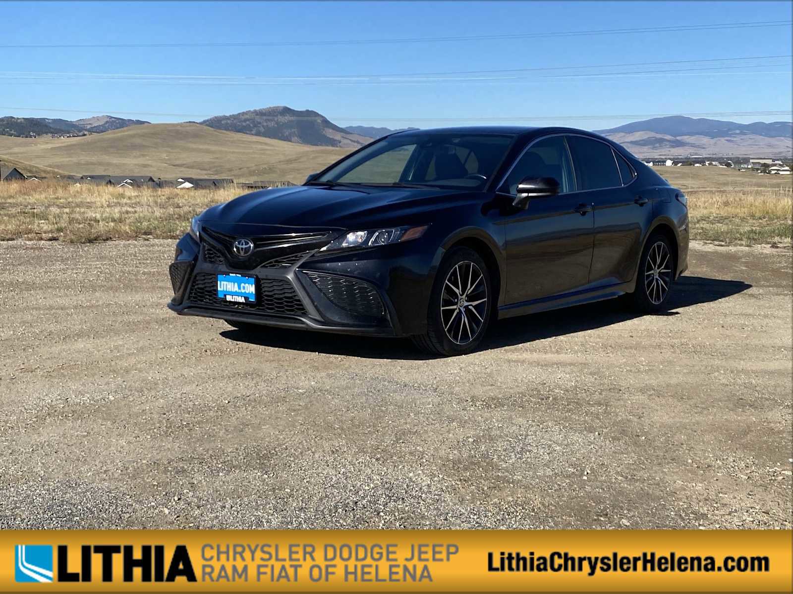 Used 2021 Toyota Camry SE w/ Carpet Mat Package (TMS)