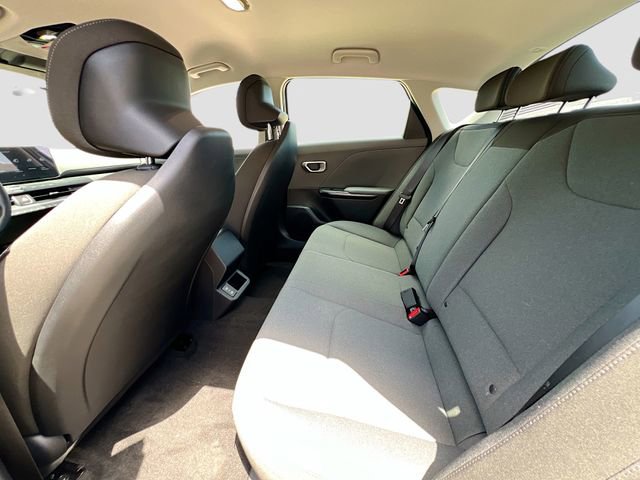 New 2026 Kia K4 FWD image 23