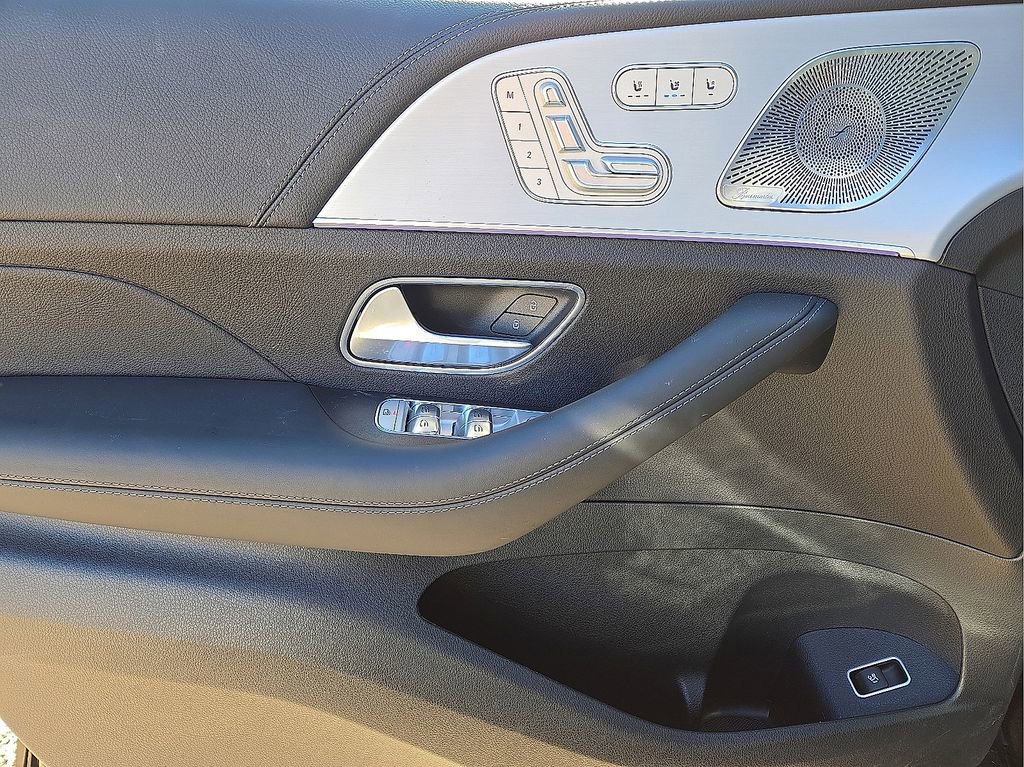 Used 2025 Mercedes-Benz GLE 53 AMG 4MATIC image 22