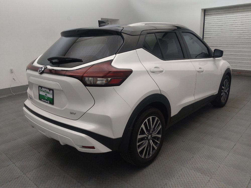 Used 2021 Nissan Kicks SV FWD image 9