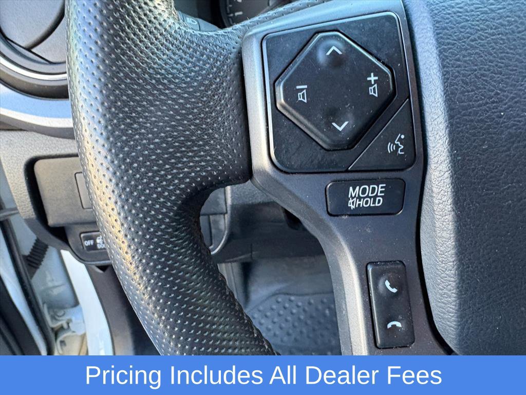 Used 2020 Toyota Tacoma TRD Sport w/ Technology Package AWD/4WD image 13