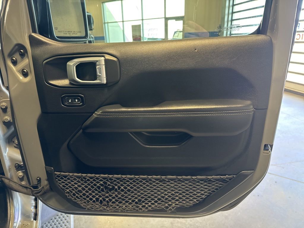 Used 2021 Jeep Wrangler Unlimited Sahara w/ Uconnect 4C Nav & Sound Group image 32