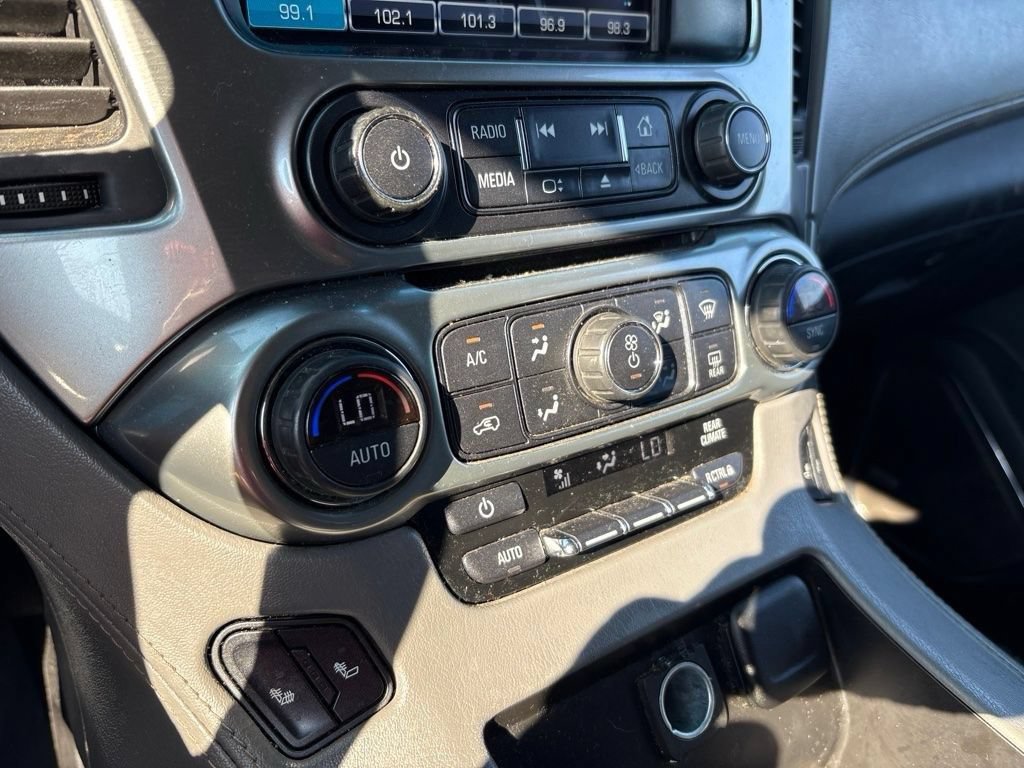 Used 2019 Chevrolet Suburban LT AWD/4WD image 25