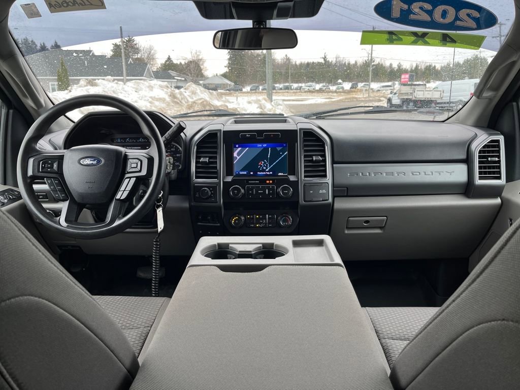 Used 2021 Ford F350 XLT w/ XLT Premium Package image 14