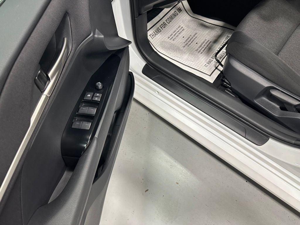 Used 2026 Toyota Camry LE FWD image 9
